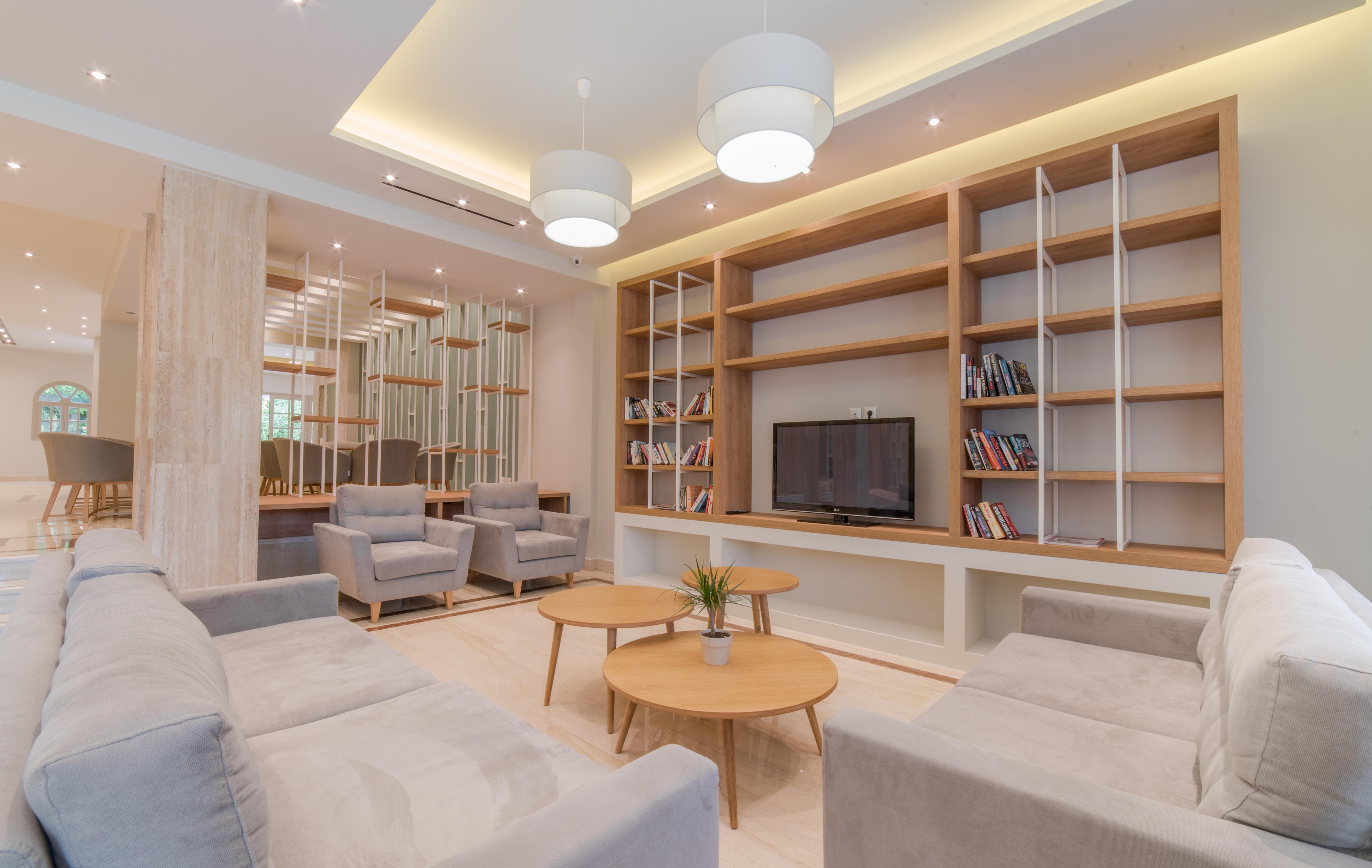 ארגאסי Hotel Palmyra מראה חיצוני תמונה