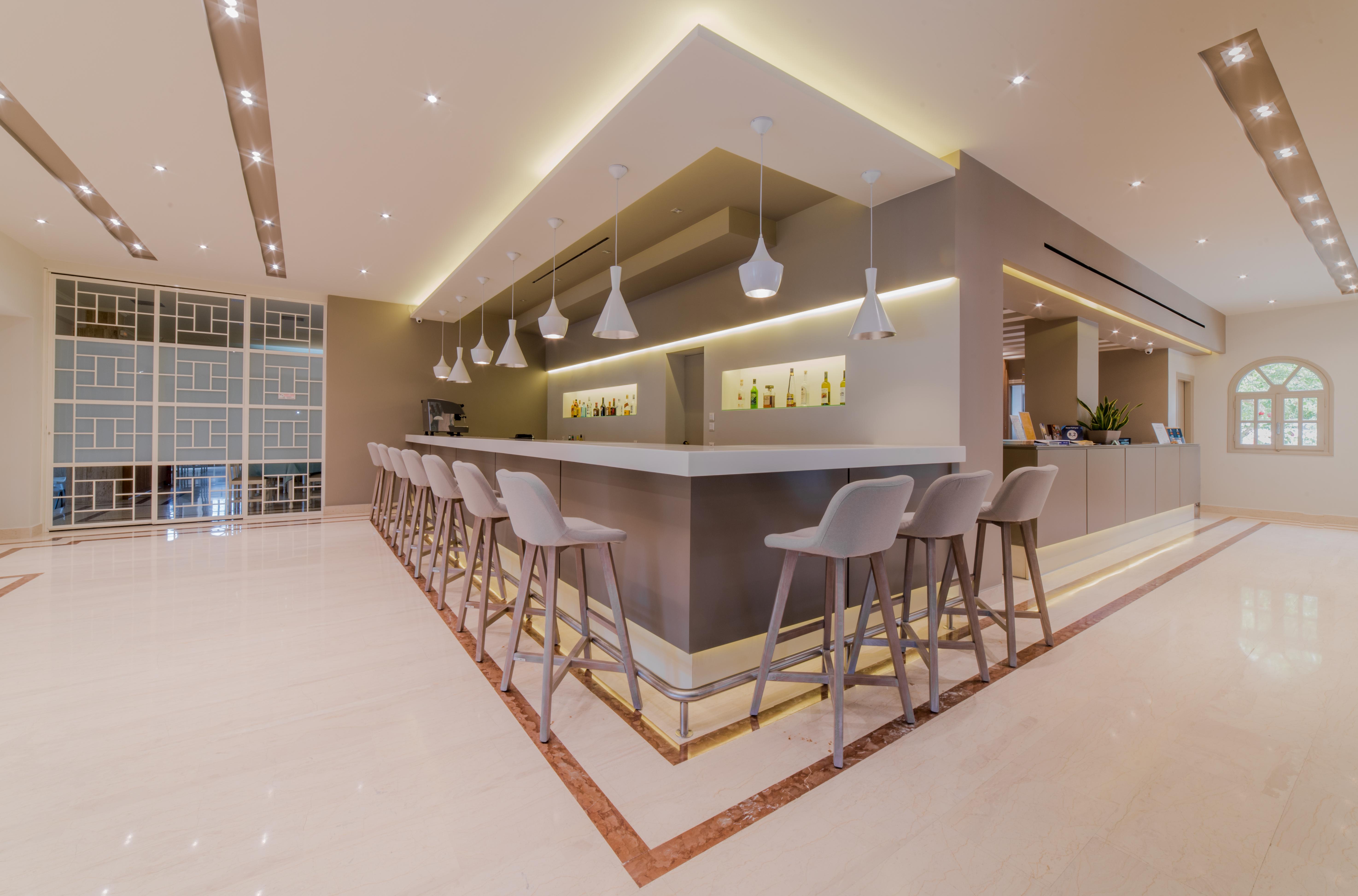 ארגאסי Hotel Palmyra מראה חיצוני תמונה