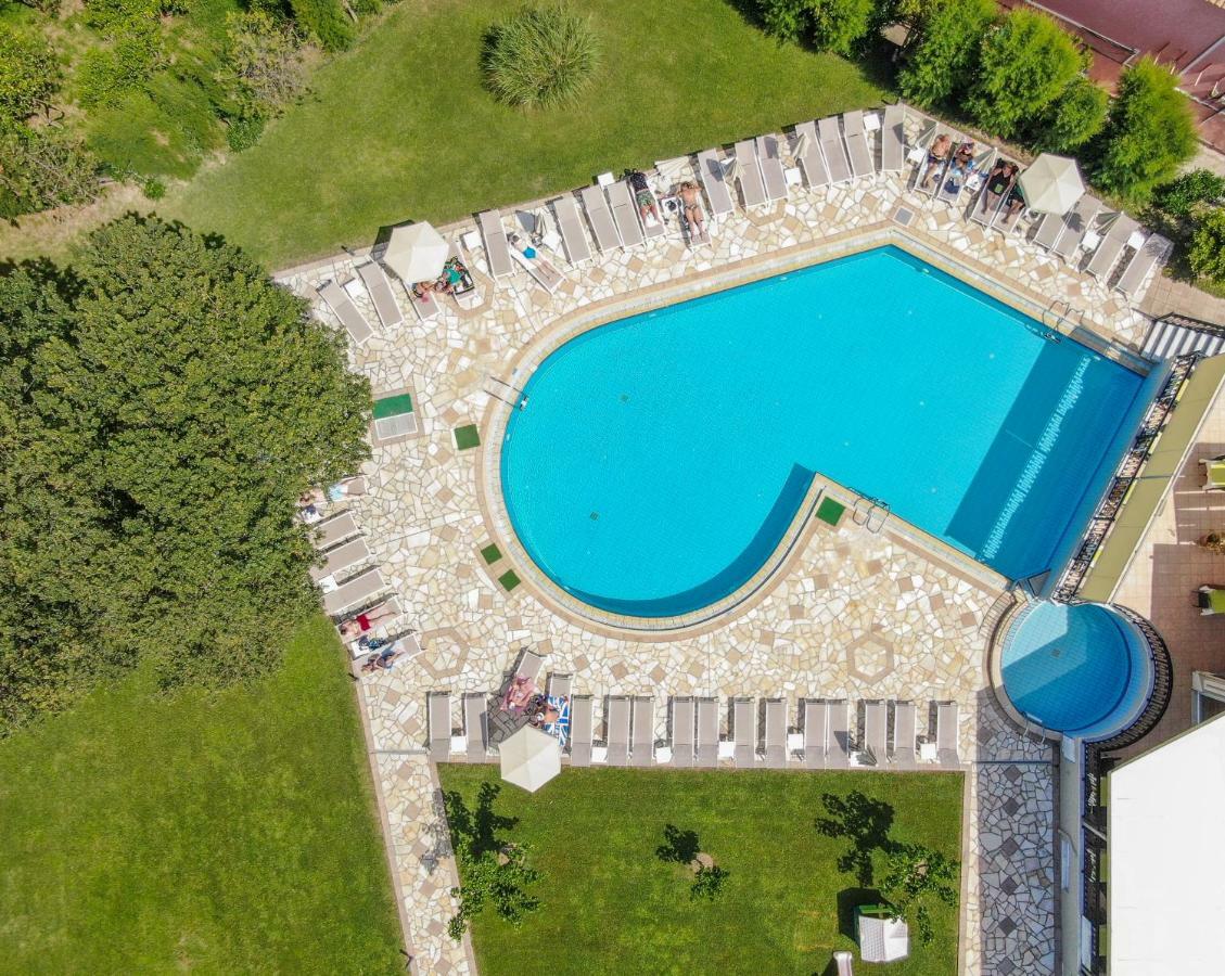 ארגאסי Hotel Palmyra מראה חיצוני תמונה